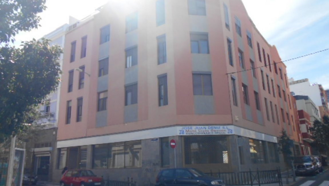 Amplio LOCAL en el centro de la ciudad