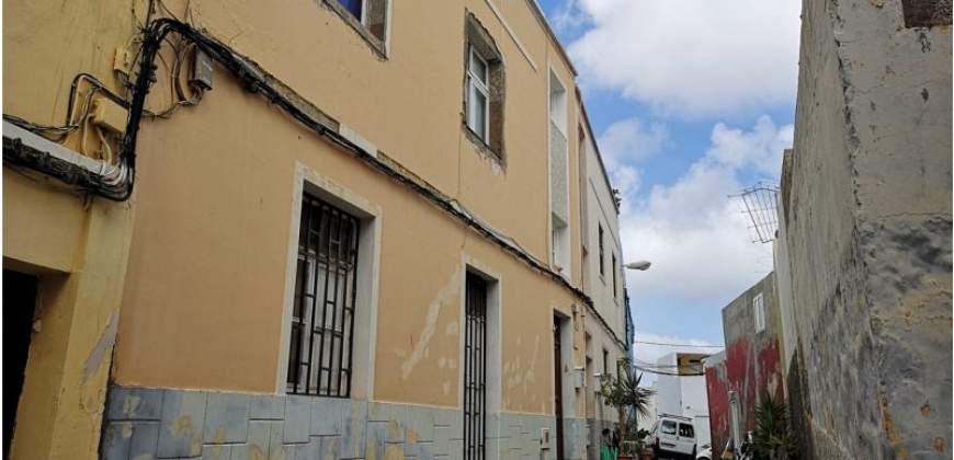 FINANCIACIÓN 100%!! Casa / Chalet adosado en venta en calle Erizo, Las Palmas de Gran Canaria