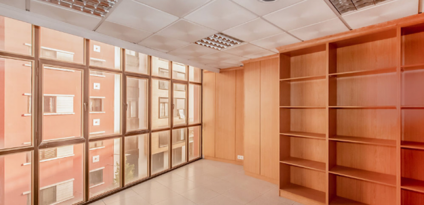 Oficina en Venta en Edificio Emblemático.Oportunidad Única