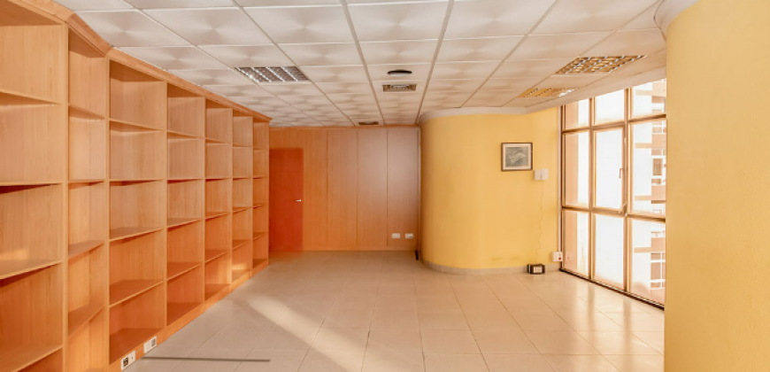 Oficina en Venta en Edificio Emblemático.Oportunidad Única